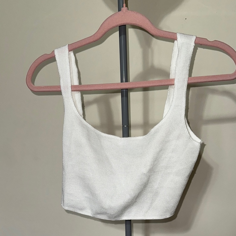 White Summer Casual Cropped Women's Top